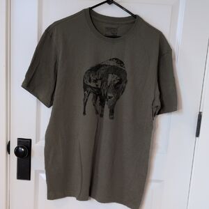 Patagonia Men's M Olive Bison Graphic Tee